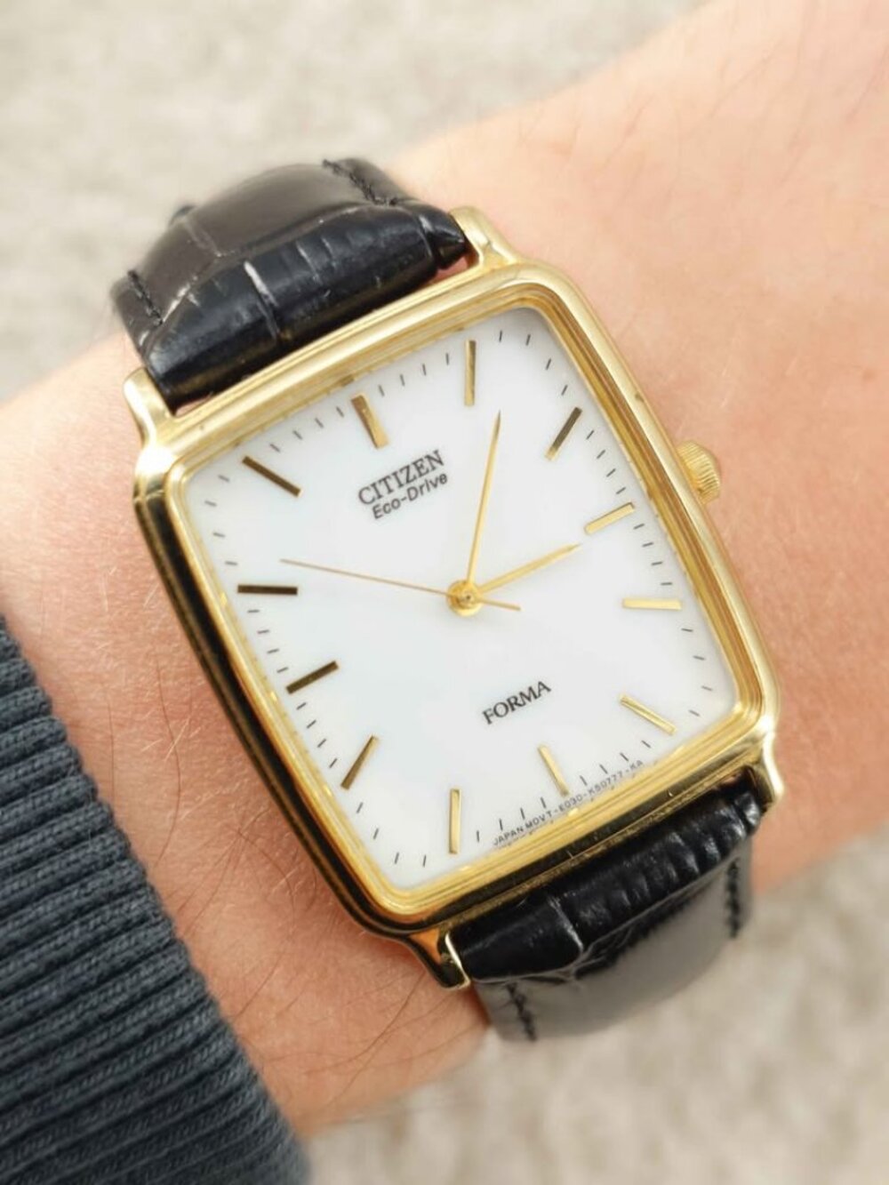 Citizen Forma Men's Quartz Watch E030 Eco-Drive Tank Gold 27mm JDM New Battery